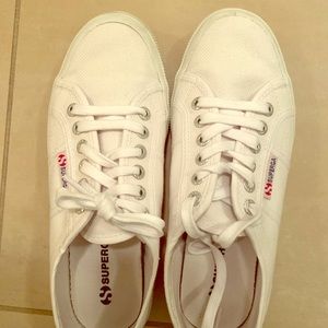 Superga Cotu 2750 only worn once!